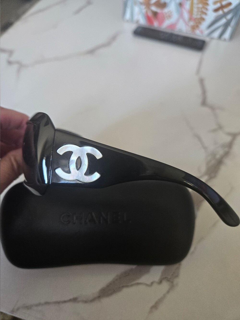 CHANEL Sunglasses 5076H  Authentic Iconic Extremely Rare.